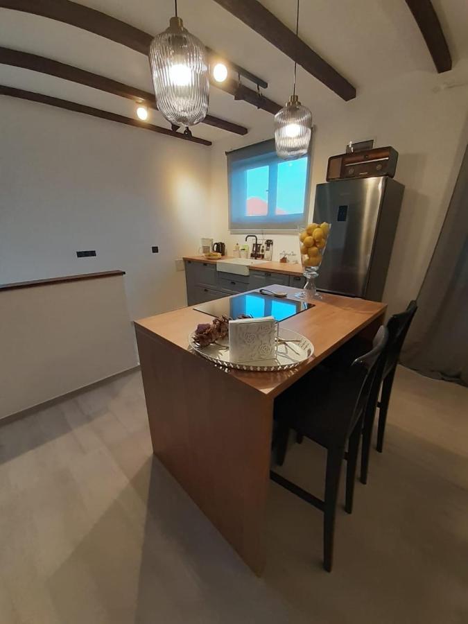 Apartments Dile Sukosan Ngoại thất bức ảnh